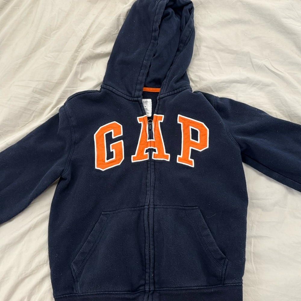 Gap Zip Hoodie - Medium